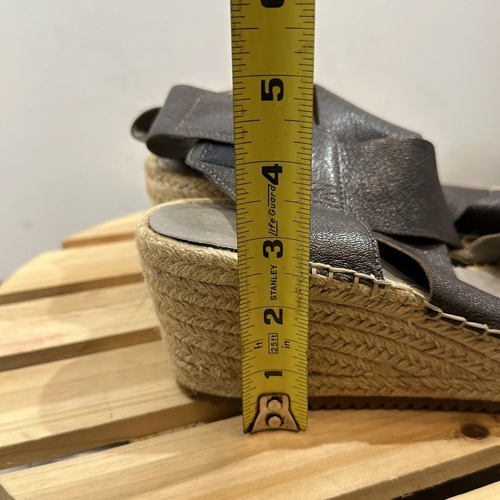 Eileen Fisher‎ wedges #98